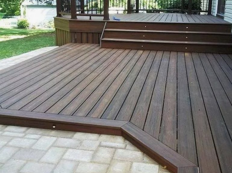 ДПК против натурального дерева: почему террасы WOODGRAND выигрывают по всем параметрам